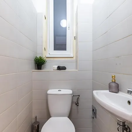 Apartment Real Lovag *