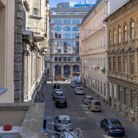 Real Lovag شقة بودابست