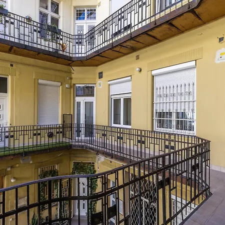 Apartment Real Lovag Budapest