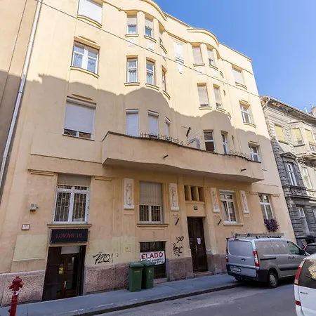 Real Lovag Budapest