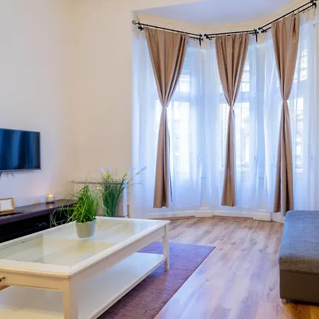 شقة Real Lovag بودابست