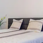 Lejlighed Real Lovag Budapest